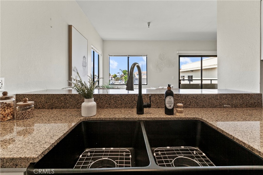 Embarcadero(750) - Residential