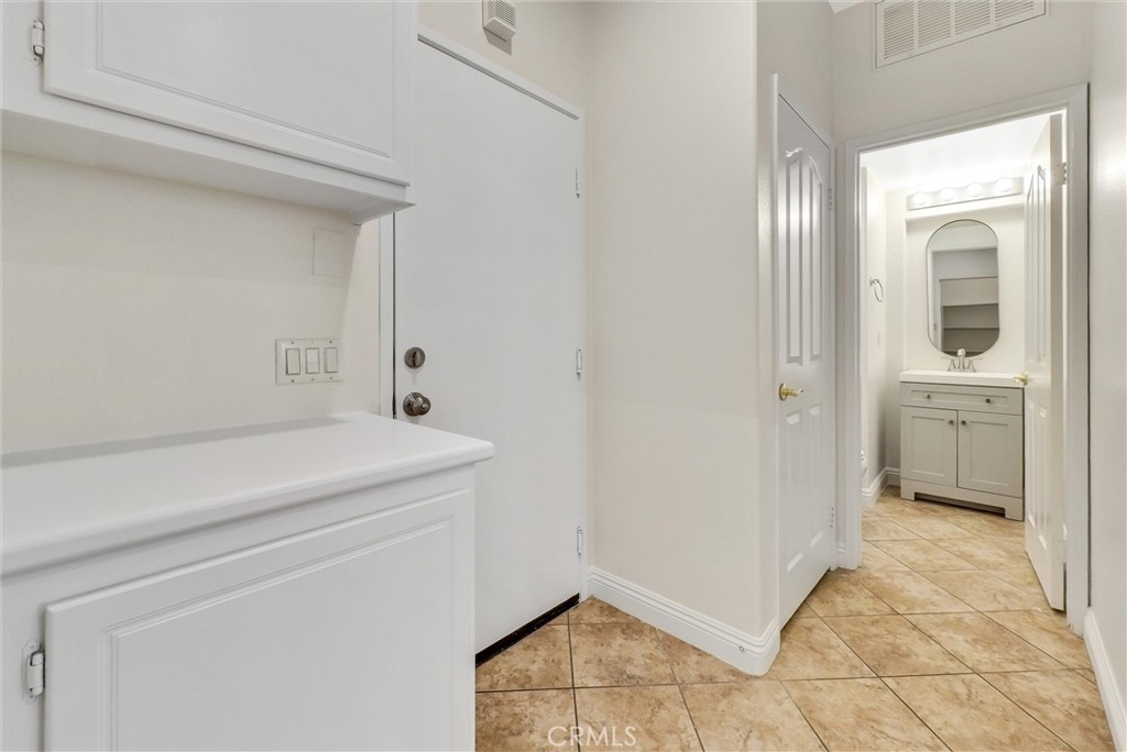 Mandeville (MAND) - Residential Lease