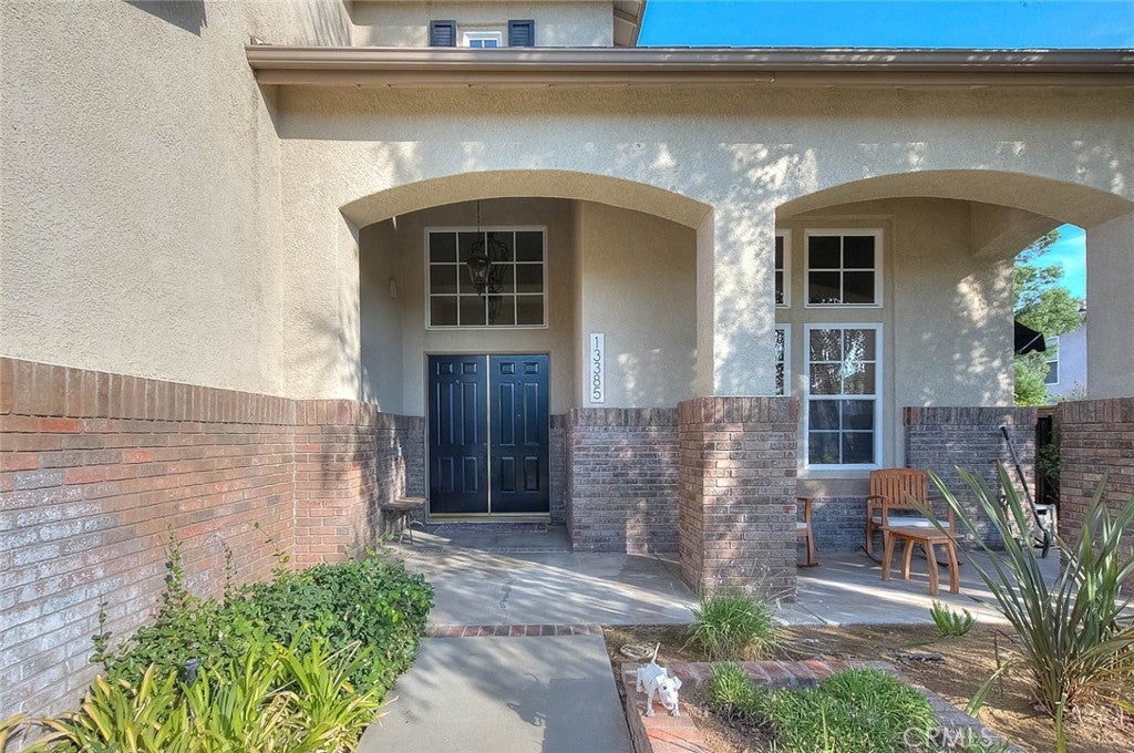 13385 Canyon Heights