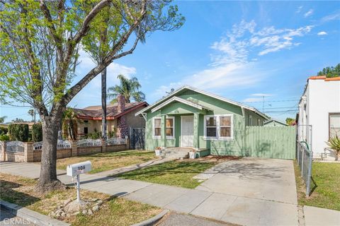 Photo of 306 N Orange Ave, Rialto, CA 92376 (MLS # CV26090056)