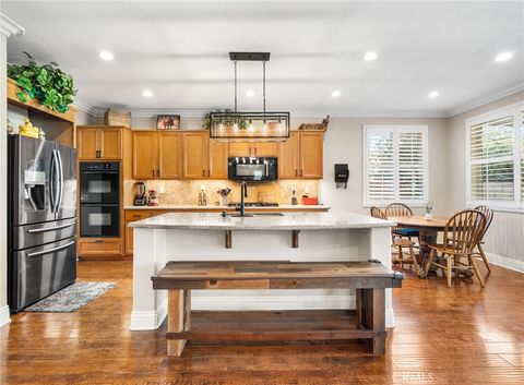 Tiny photo for 25488 Fuchsia Court, Corona, CA 92883 (MLS # IG26082740)