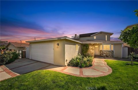 25932 Richville Drive Torrance CA 90505