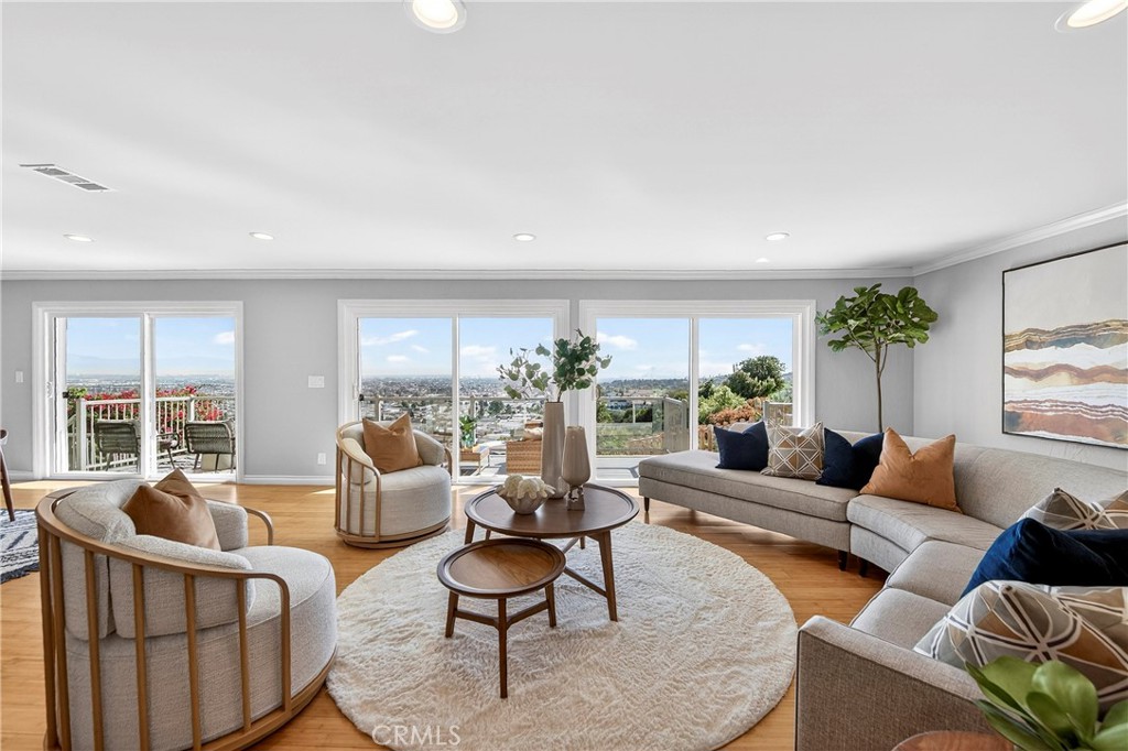 25932 Richville Drive