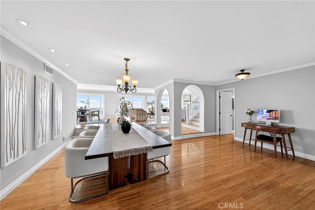 25932 Richville Drive