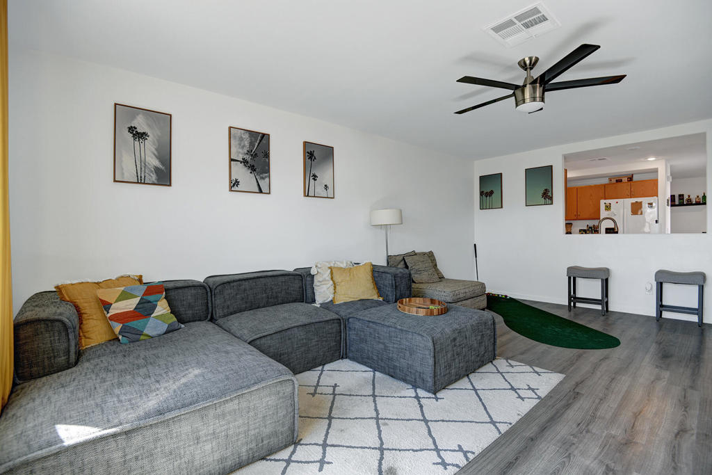 Panorama - Residential Income