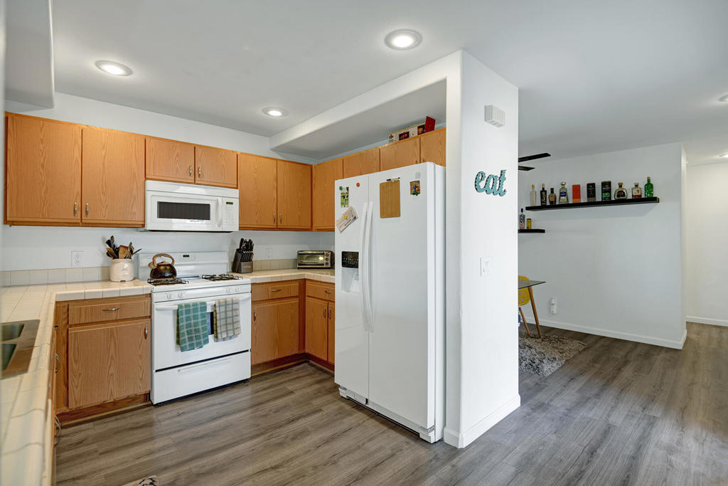 Panorama - Residential Income