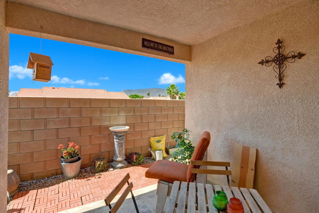 Panorama - Residential Income