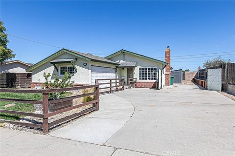 Photo of 741 Edgewood Ave, Santa Maria, CA 93455 (MLS # PI26089356)