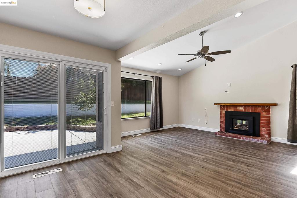 ANTIOCH - Residential