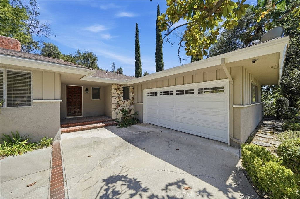 5154 Crown Avenue, La Canada Flintridge CA 91011