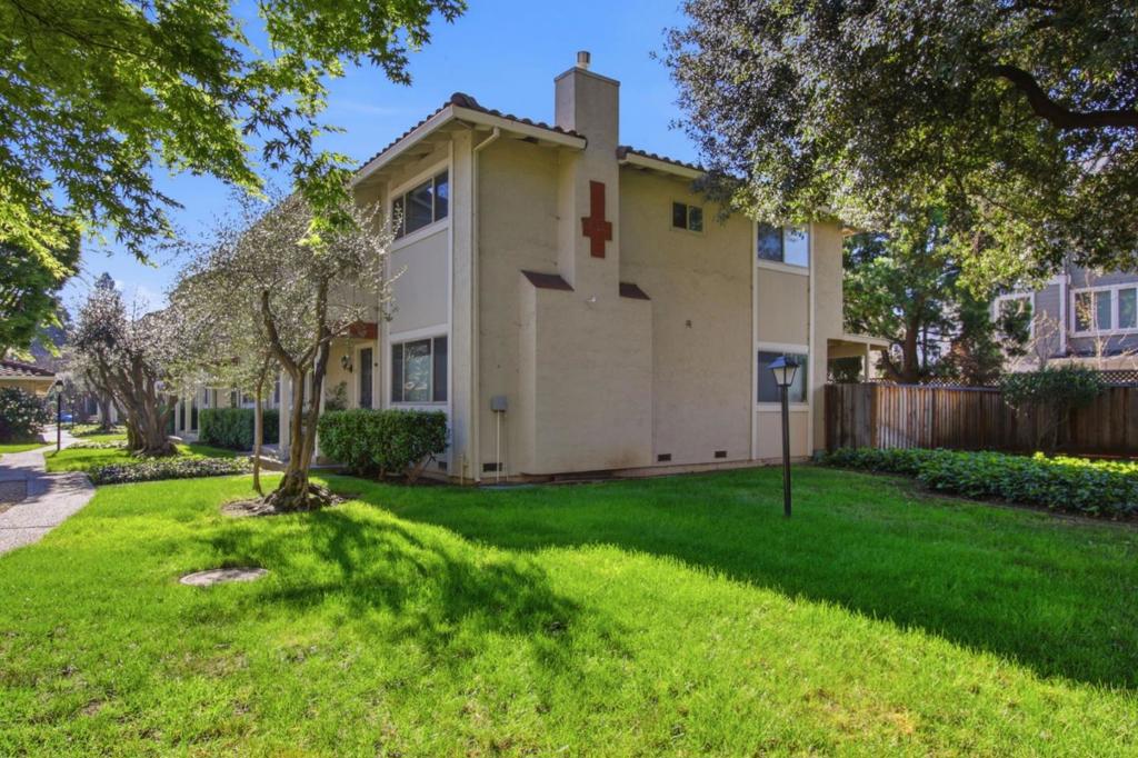 436 Sierra Vista Avenue 6