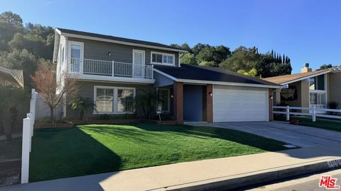 Photo of 29392 Hillrise Drive, Agoura Hills, CA 91301 (MLS # 26639611)