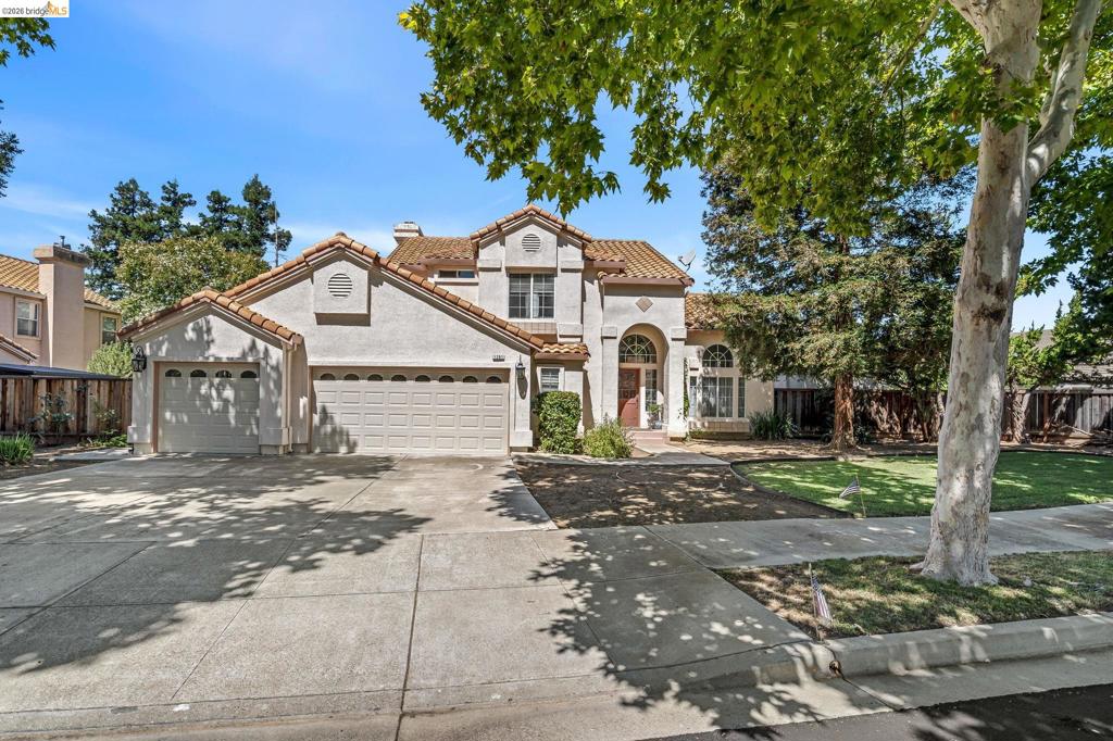 1281 Sea Vista Dr