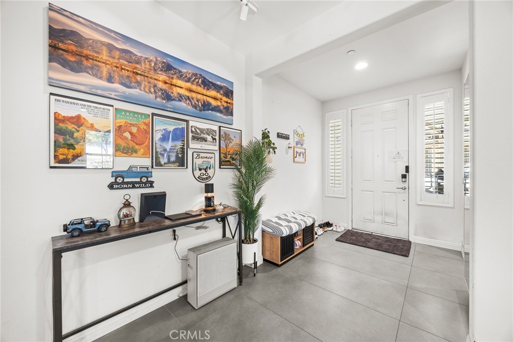 2934 S Via Belamaria