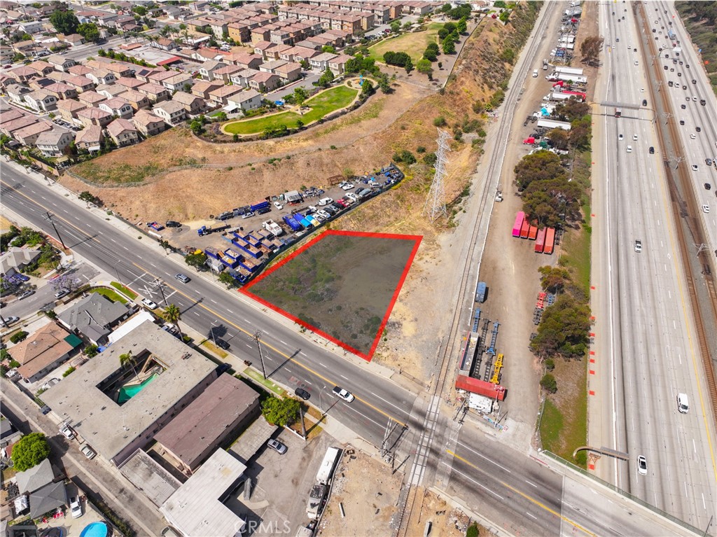 Amazing opportunity to own a perfect property on Normandie Ave. in Los Angeles, CA.
Located on Normandie Ave, South of the 105 Freeway, and North of 120th St.