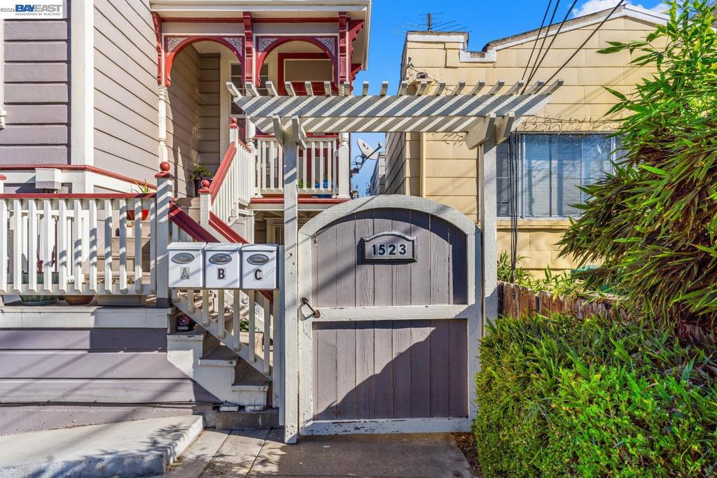 1523 Lincoln Ave