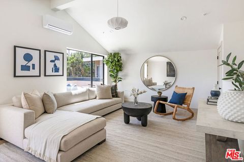 Photo of 173 1/2 S Avenue 57 Ave, Los Angeles, CA 90042 (MLS # 26652537)