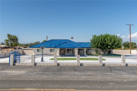 Photo of 19475 US Highway 18, Apple Valley, CA 92307 (MLS # HD26155250)