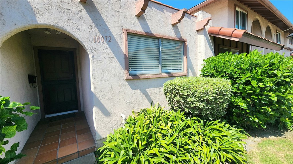 10072 MONTECITO PLAZA
