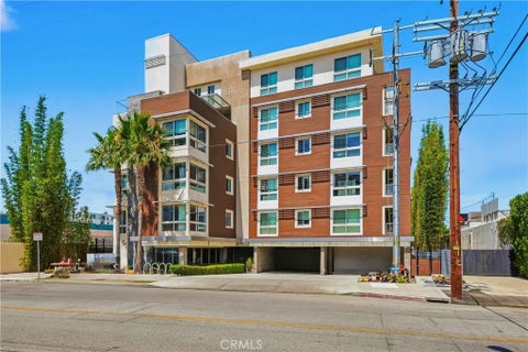 Photo of 4140 Glencoe Avenue, Los Angeles, CA 90292 (MLS # SR26155746)