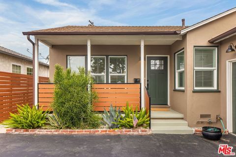 Photo of 11521 Segrell Way, Culver City, CA 90230 (MLS # 26663773)