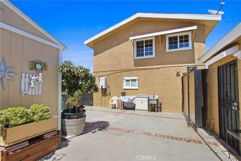 Tiny photo for 3668 W 109th Street, Inglewood, CA 90303 (MLS # DW25085075)