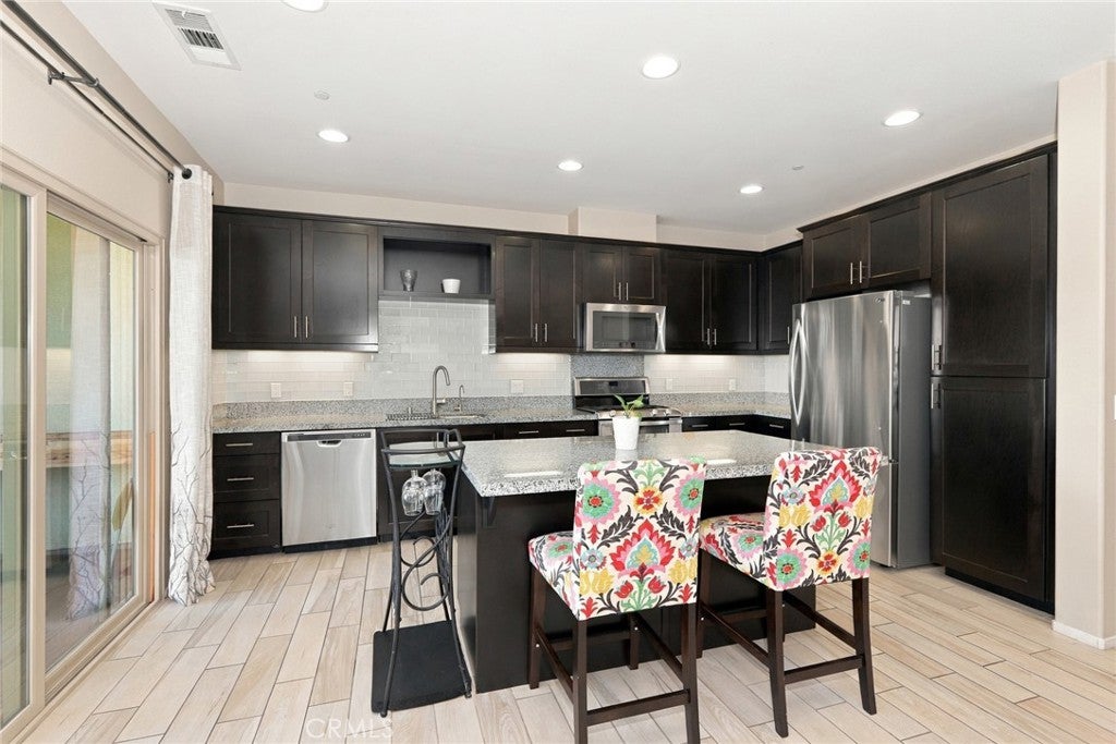 510 S Anaheim Boulevard 8