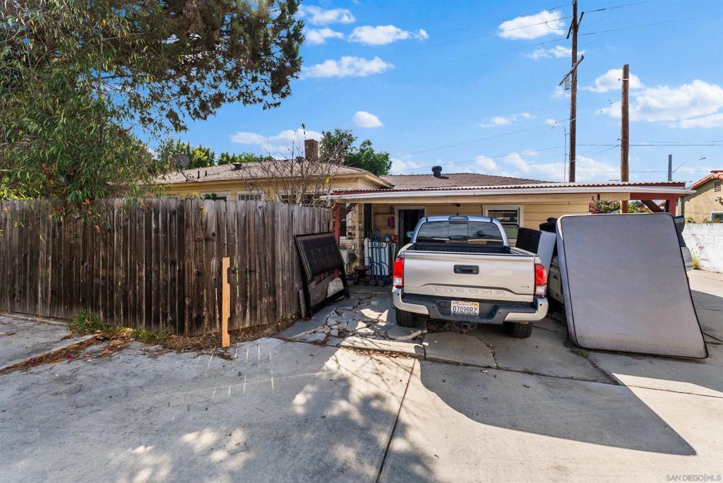 Lemon Grove - Residential Income