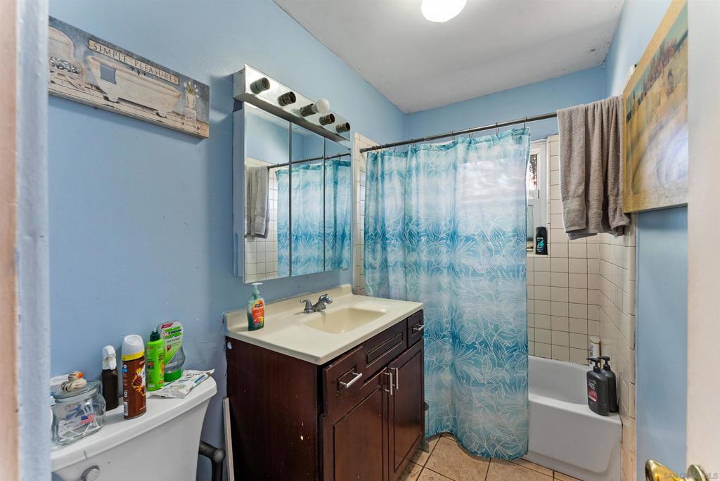 Lemon Grove - Residential Income