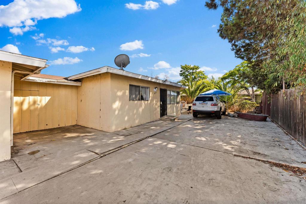Lemon Grove - Residential Income