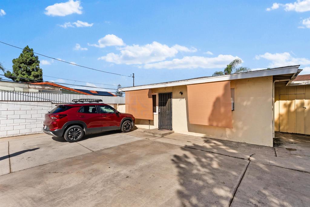 Lemon Grove - Residential Income