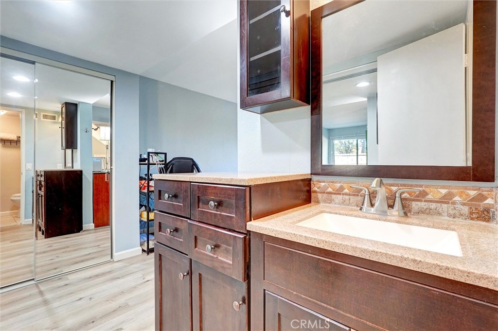 Valencia Racquet Club (VLRQ) - Residential