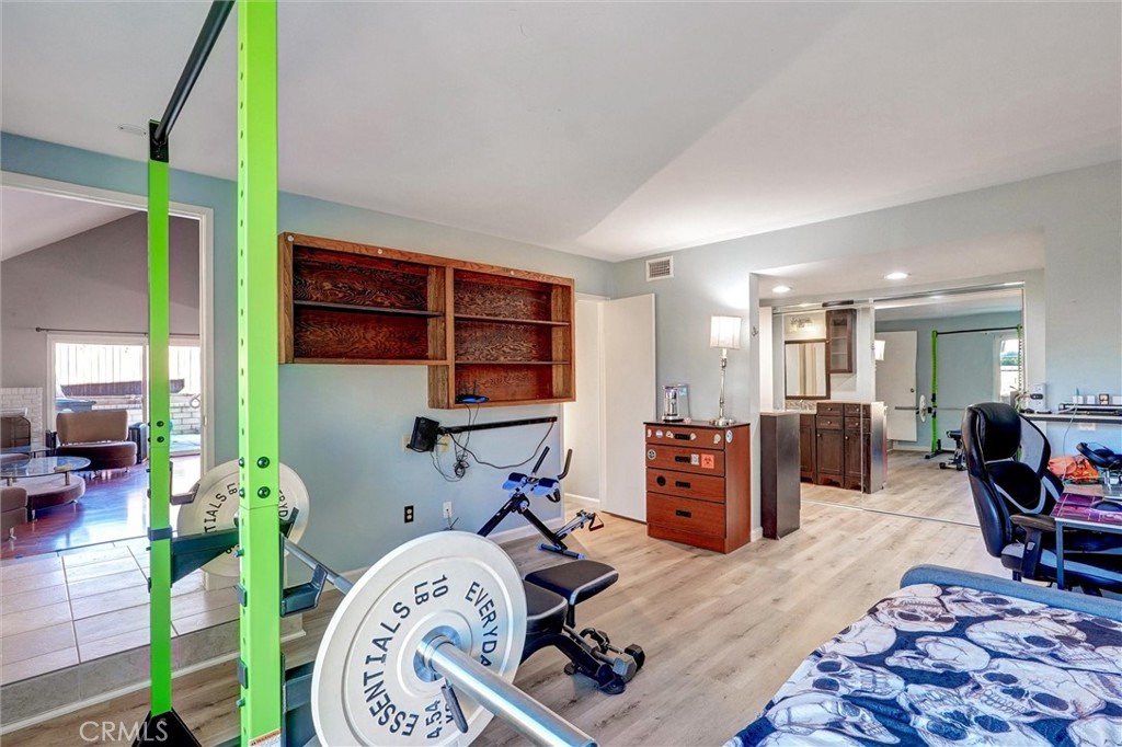 Valencia Racquet Club (VLRQ) - Residential