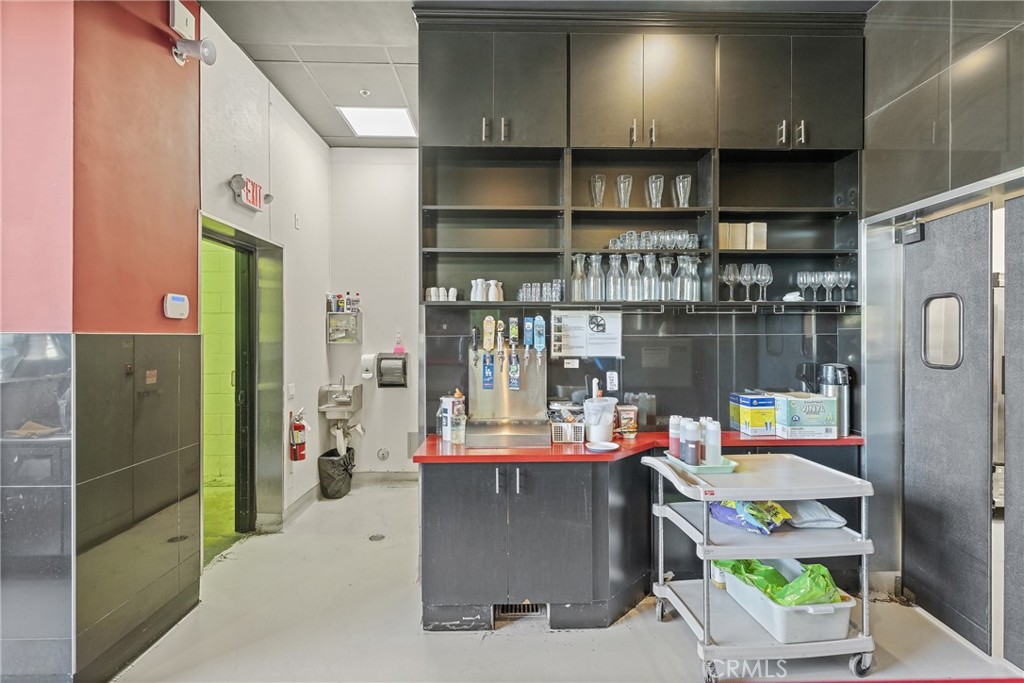 1088 S Baldwin Avenue