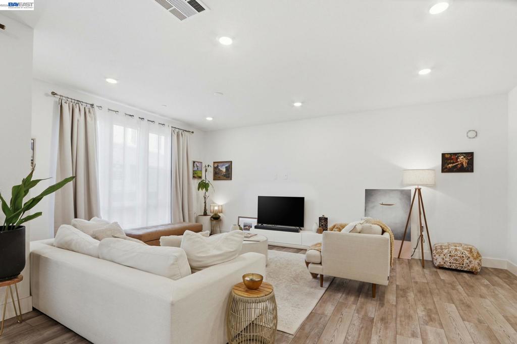 45188 Ambition St 202