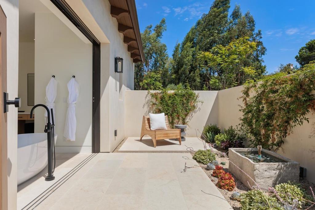 Rancho Santa Fe - Residential