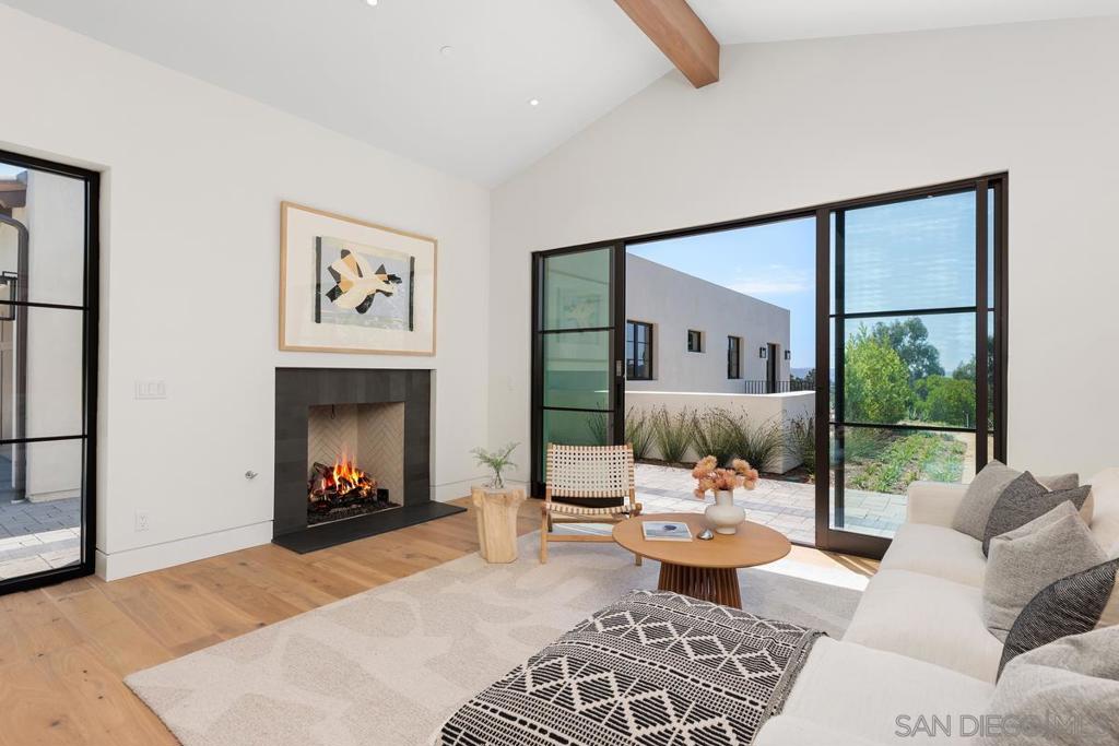 Rancho Santa Fe - Residential