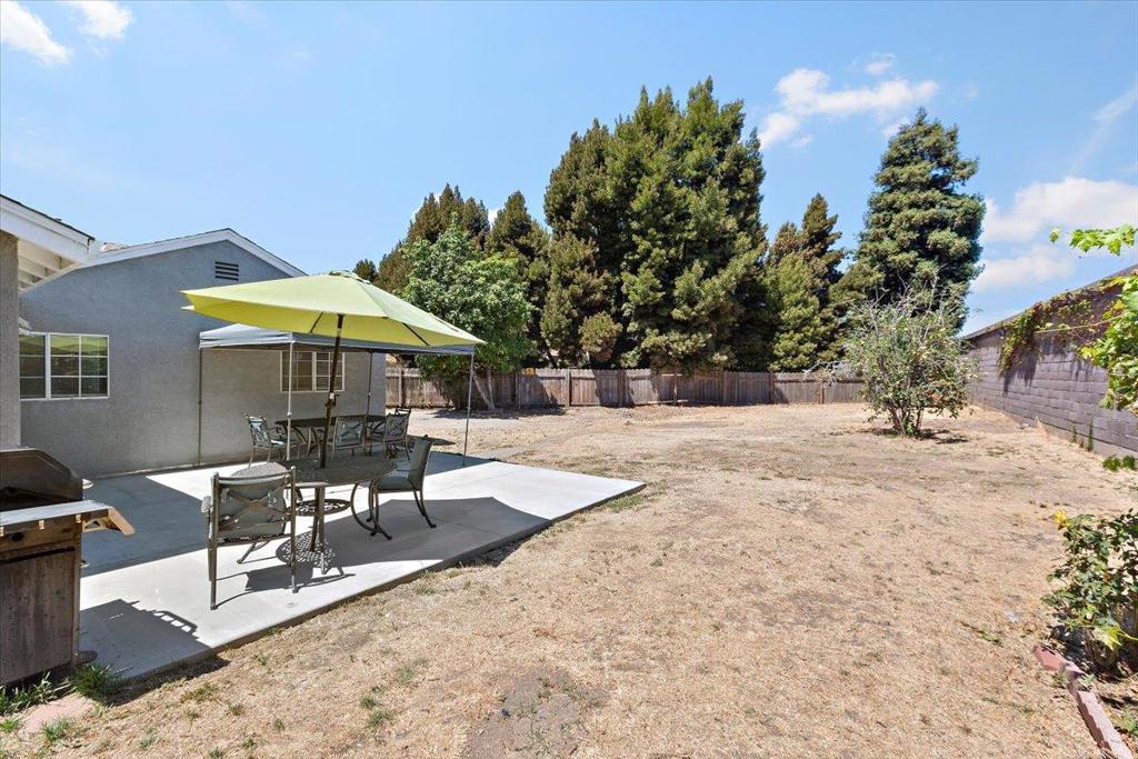519 Longwood Court