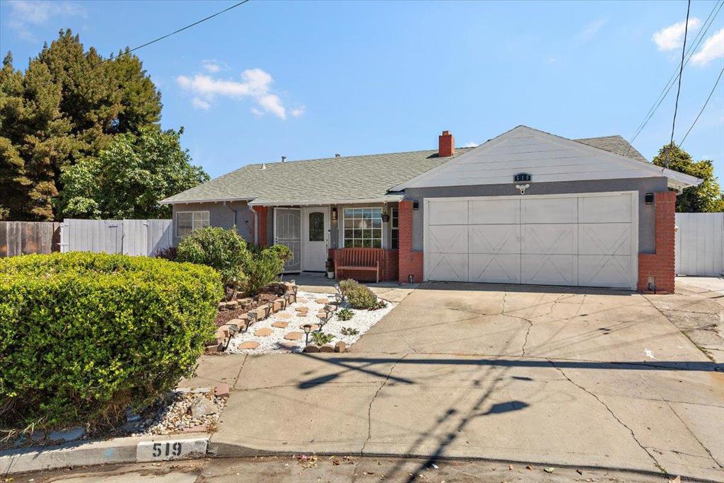 519 Longwood Court
