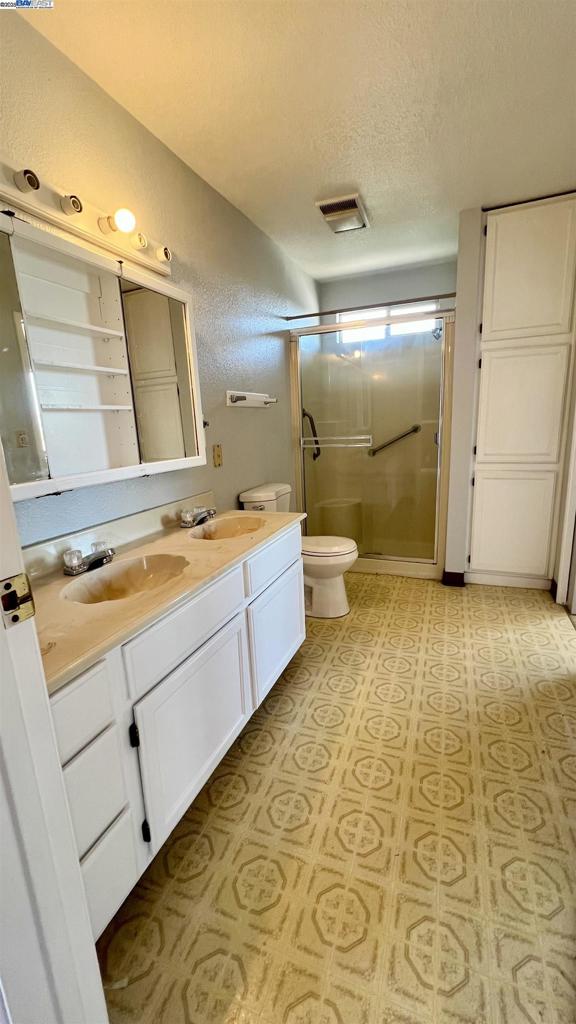 WASHINGTON MANOR - Residential