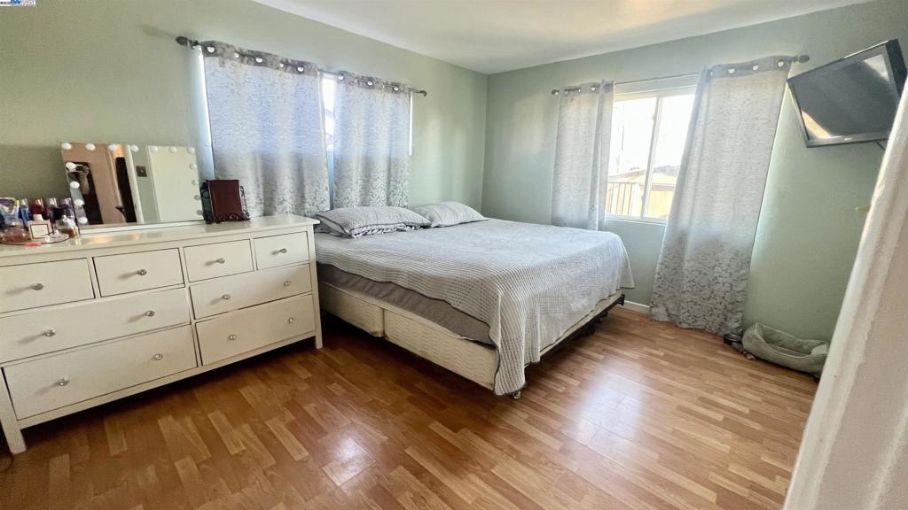 WASHINGTON MANOR - Residential