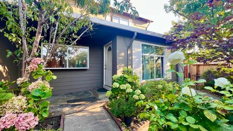Photo of 1950 Randy St St, San Leandro, CA 94579 (MLS # 41107113) Photo of 1950 Randy St St, San Leandro, CA 94579 (MLS # 41107113)