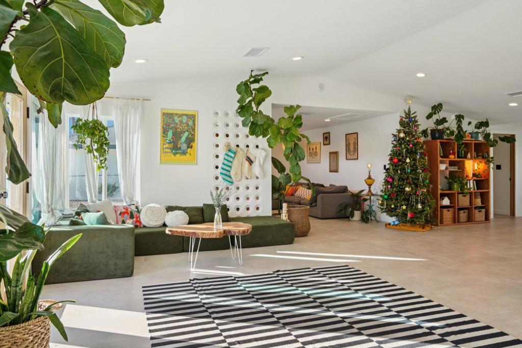 Demuth Park - Residential