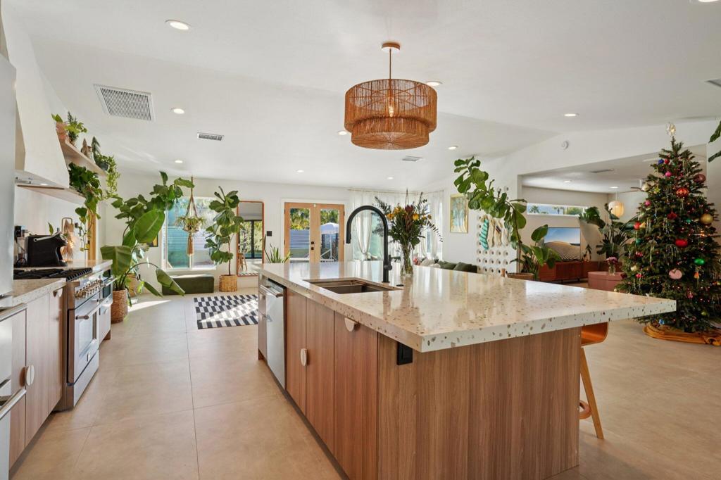 Demuth Park - Residential