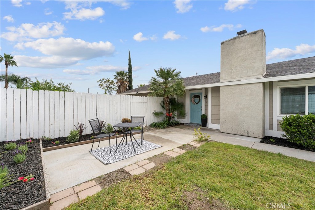 4259 N 4th