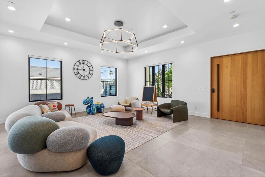 10291 Imperial Avenue