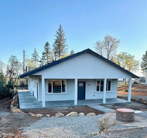 Photo of 956 Pearson Rd, Paradise, CA 95969 (MLS # SN26050384)