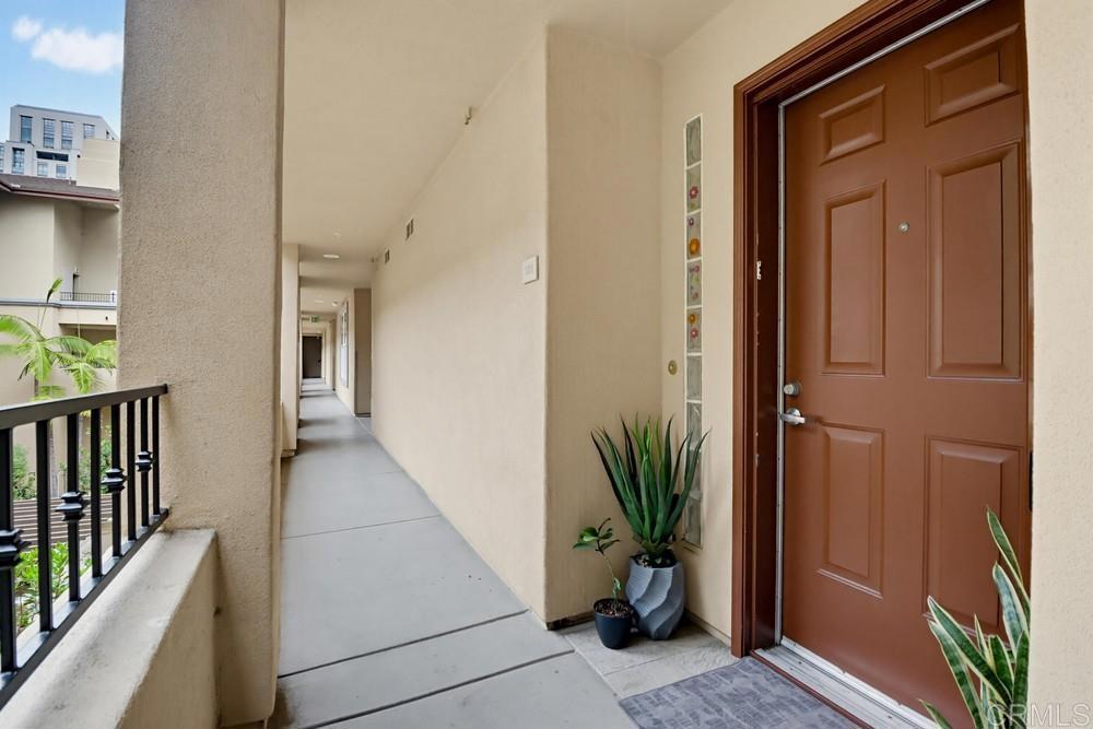 301 W G St 321