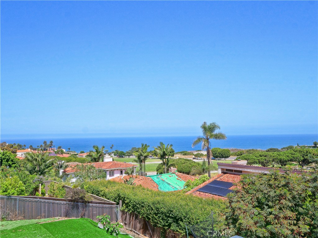 345 Palos Verdes Drive W