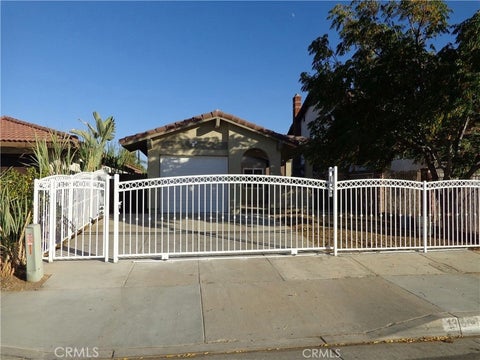 Photo of 13668 Pattilynn Dr, Moreno Valley, CA 92553 (MLS # HD26185158)
